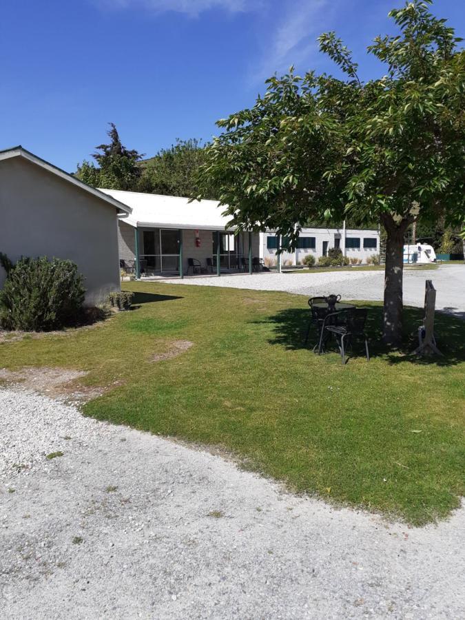 Millers Flat Holiday Park Экстерьер фото