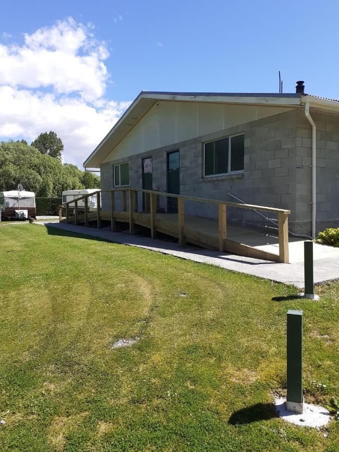 Millers Flat Holiday Park Экстерьер фото